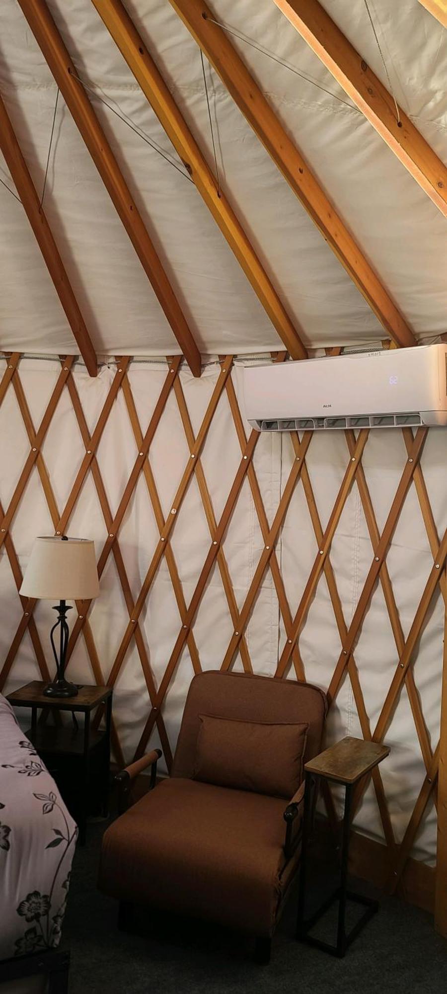 Camping Crazy Horse - 1 *