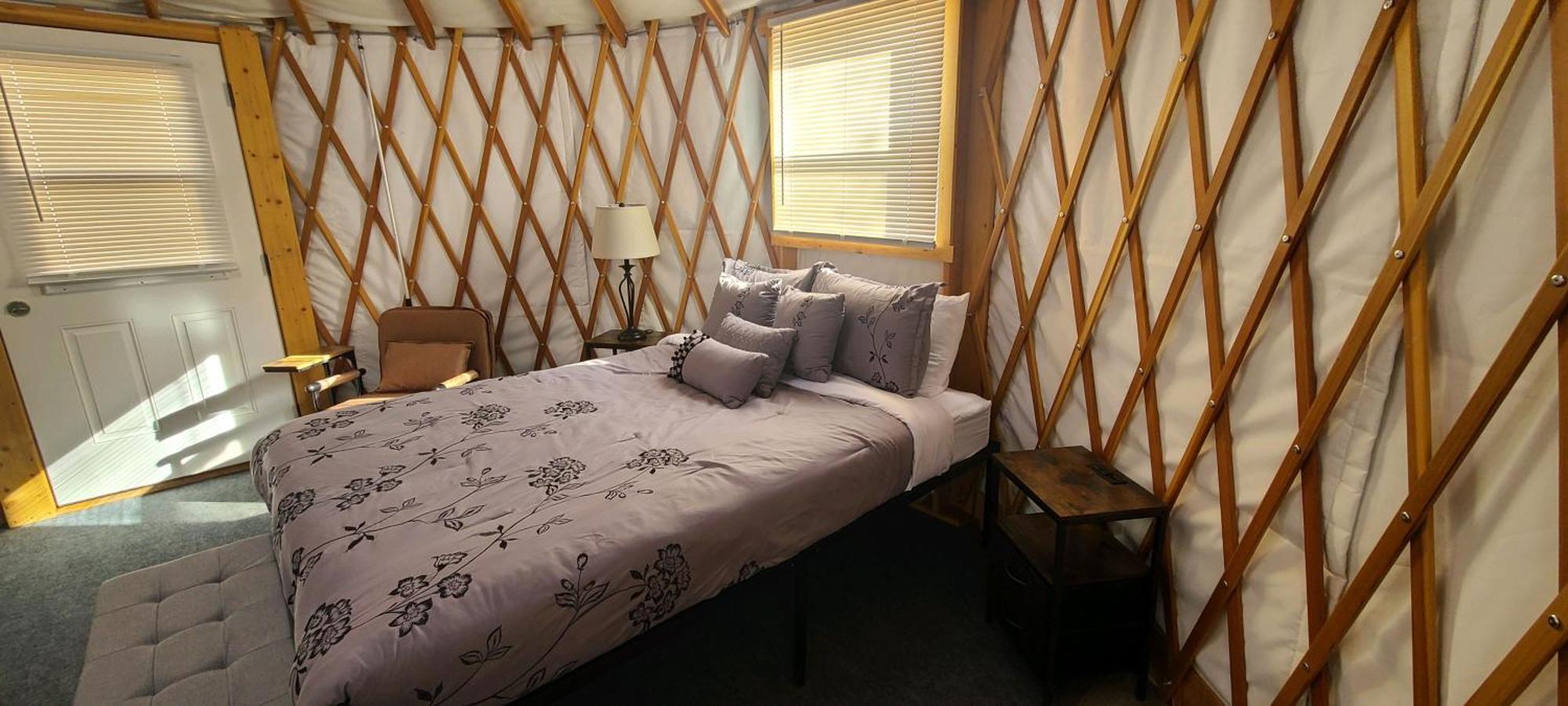 Camping Crazy Horse - 1 *